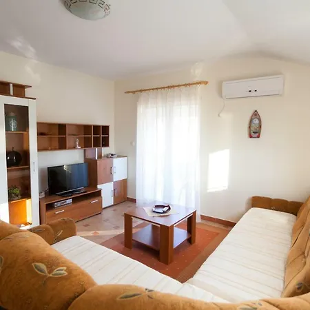 Apartment Jadranka *
